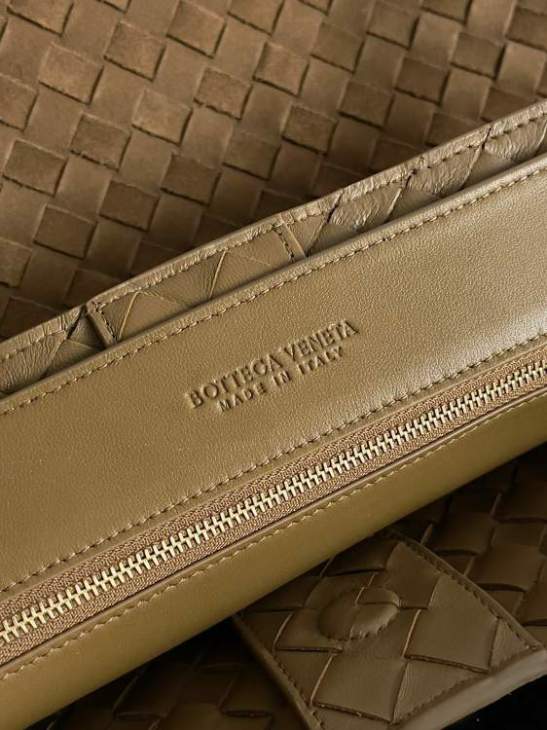 Picture of Bottega Veneta Handbags _SKUfw184064810fw